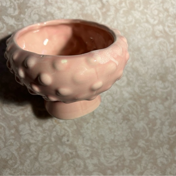 Vintage ~Brush Glazed Pink Ceramic Planter with Bubble Dots - Picture 8 of 9